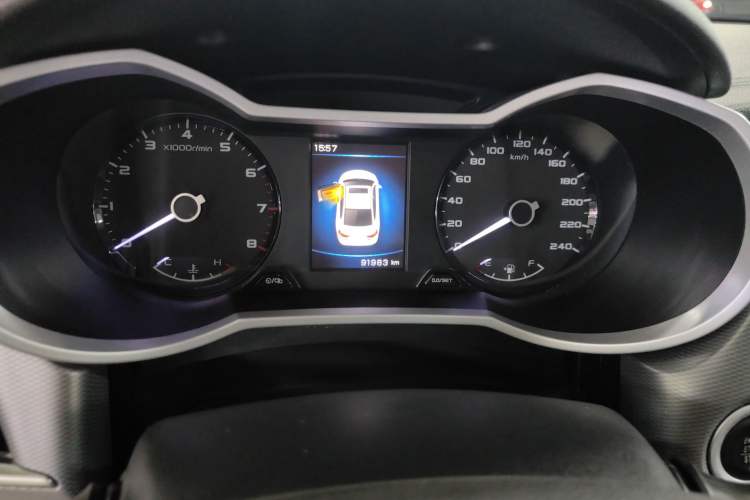Used Geely Auto Emgrand GL 2017 1.8L DCT Elite Model Odometer Close Up