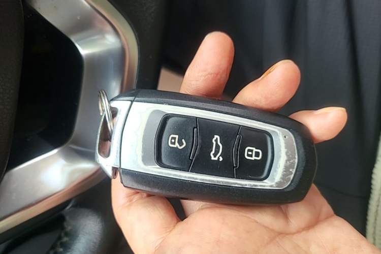 Used Geely Auto Emgrand GL 2017 1.3T DCT Elite Model Vehicle Key