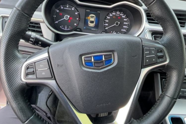 Used Geely Auto Emgrand GL 2017 1.8L DCT Elite Model Interior 1