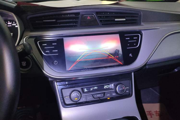 Used Geely Auto Emgrand GL 2017 1.8L DCT Elite Model Audio And AC Panel