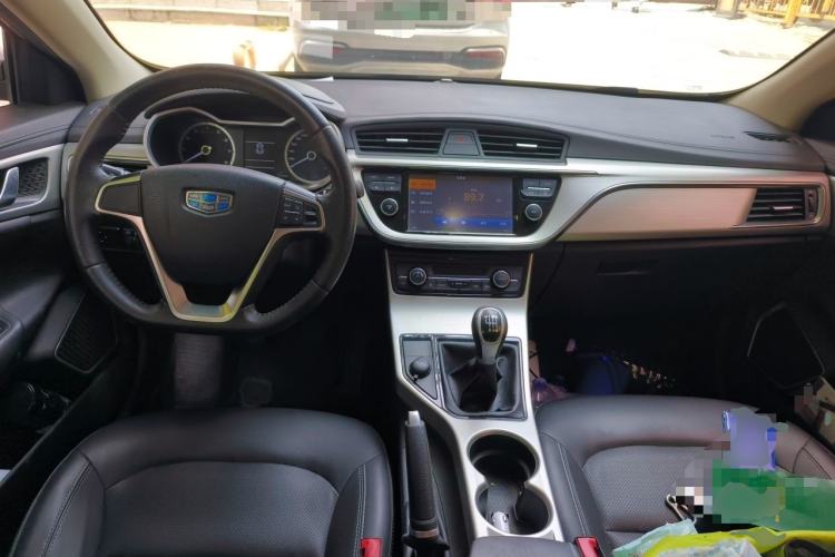 Used Geely Auto Emgrand GL 2017 1.3T Manual Elite Model Center Console