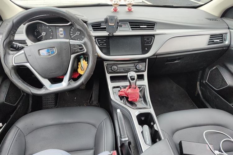 Used Geely Auto Emgrand GL 2017 1.8L Manual Elite Model Center Console