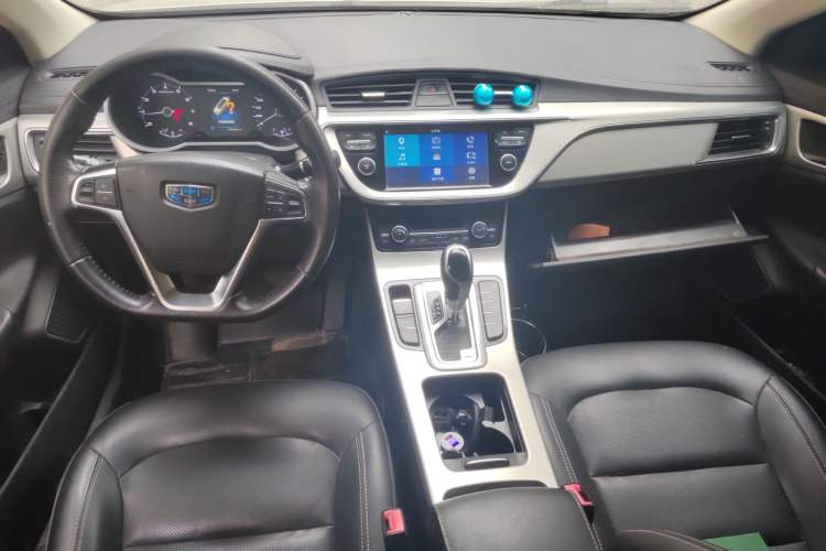 Used Geely Auto Emgrand GL 2017 1.3T DCT Elite Model Center Console