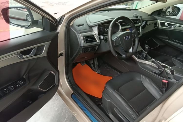 Used Geely Auto Emgrand GL 2017 1.3T Manual Elite Model Driver Seat