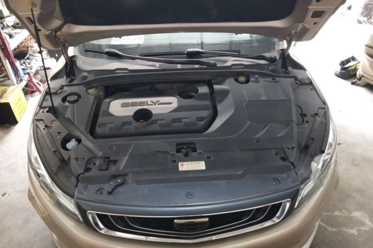 Used Geely Auto Emgrand GL 2017 1.8L DCT Elite Model Engine Bay