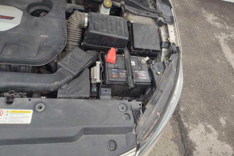 Used Geely Auto Emgrand GL 2017 1.8L Manual Elite Model Engine Bay Left