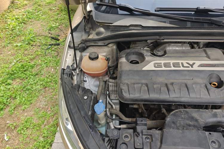 Used Geely Auto Emgrand GL 2017 1.3T DCT Luxury Model Engine Bay Right