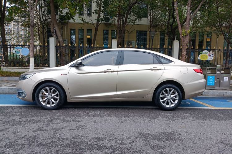 Used Geely Auto Emgrand GL 2017 1.3T Manual Elite Model Exterior 3