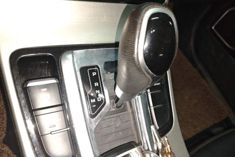 Used Geely Auto Emgrand GL 2017 1.8L DCT Elite Model Gear Lever