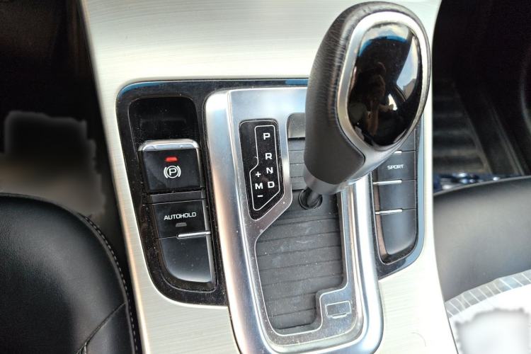 Used Geely Auto Emgrand GL 2017 1.3T DCT Elite Model Gear Lever