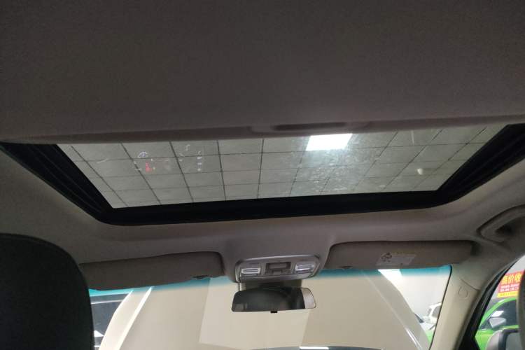 Used Geely Auto Emgrand GL 2017 1.8L DCT Elite Model Headliner