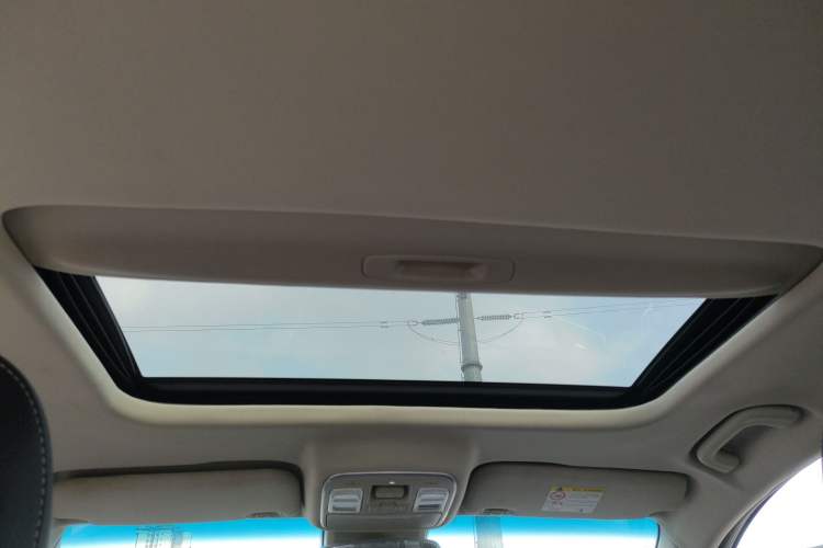 Used Geely Auto Emgrand GL 2017 1.8L DCT Elite Model Headliner