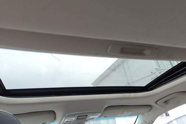Used Geely Auto Emgrand GL 2017 1.8L Manual Elite Model Headliner