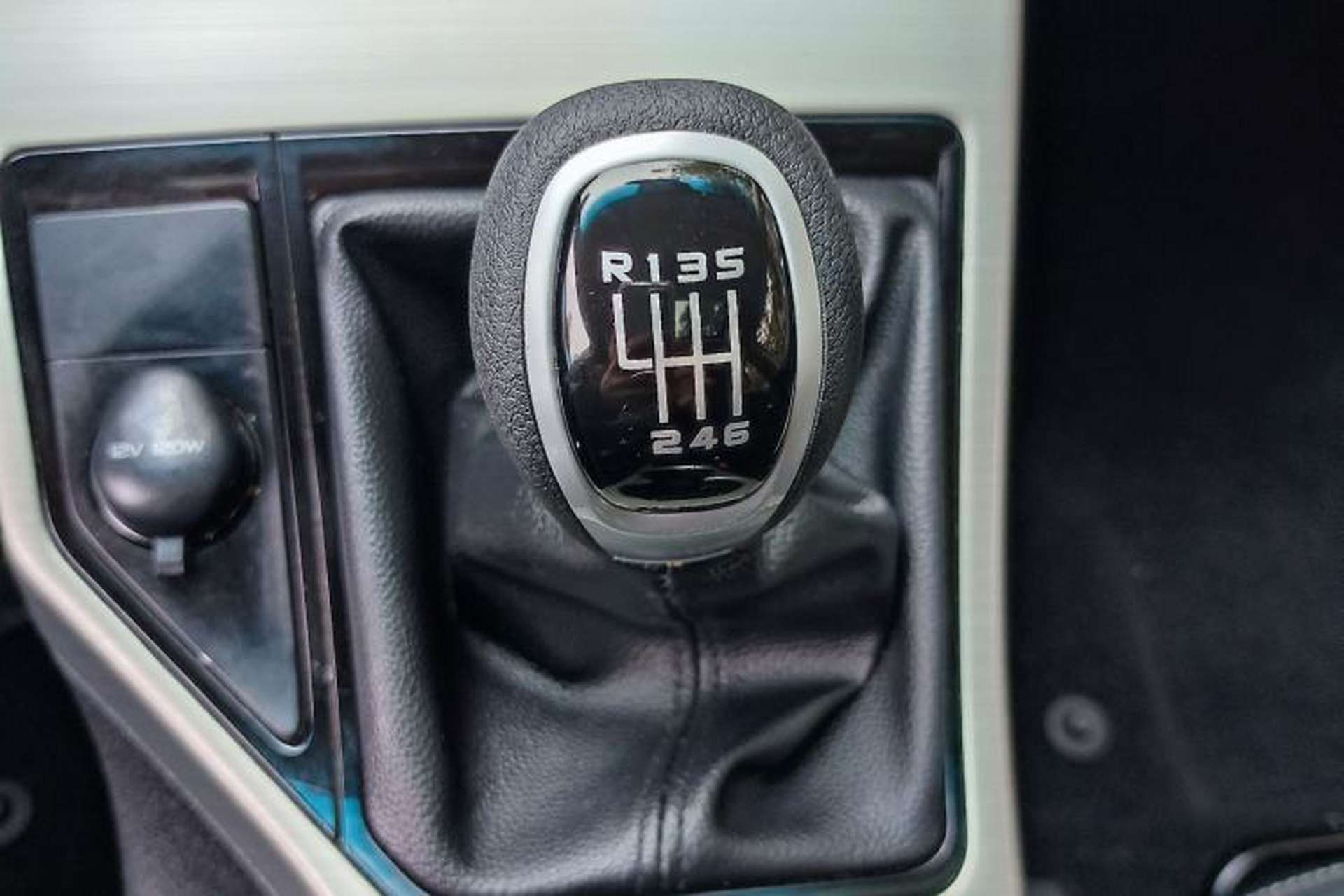 Used Geely Auto Emgrand GL 2017 1.3T Manual Elite Model Interior 13