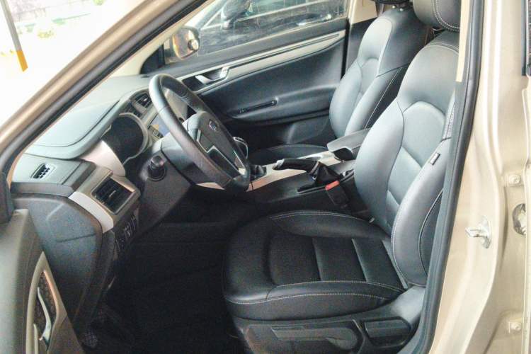 Used Geely Auto Emgrand GL 2017 1.8L Manual Elite Model Left Front Seat