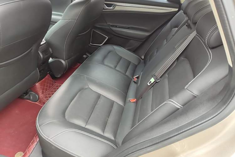 Used Geely Auto Emgrand GL 2017 1.3T DCT Elite Model Left Rear Seat