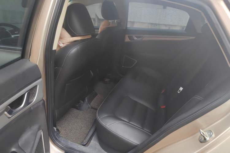 Used Geely Auto Emgrand GL 2017 1.3T DCT Elite Model Left Rear Seat