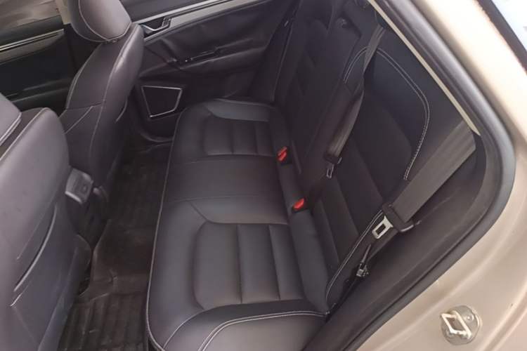 Used Geely Auto Emgrand GL 2017 1.3T Manual Elite Model Left Rear Seat