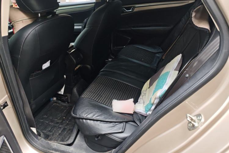Used Geely Auto Emgrand GL 2017 1.3T DCT Elite Model Left Rear Seat
