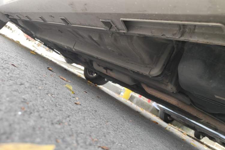 Used Geely Auto Emgrand GL 2017 1.8L DCT Elite Model Left Side Sill