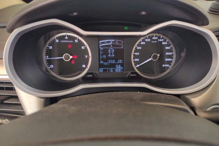 Used Geely Auto Emgrand GL 2017 1.8L Manual Elite Model Odometer Close Up