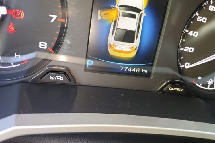 Used Geely Auto Emgrand GL 2017 1.3T DCT Luxury Model Odometer Close Up