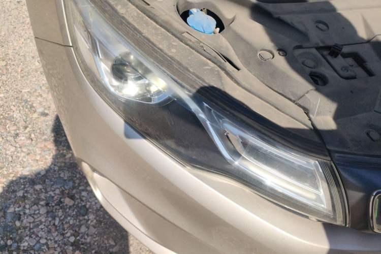 Used Geely Auto Emgrand GL 2017 1.8L Manual Elite Model Right Front Headlight