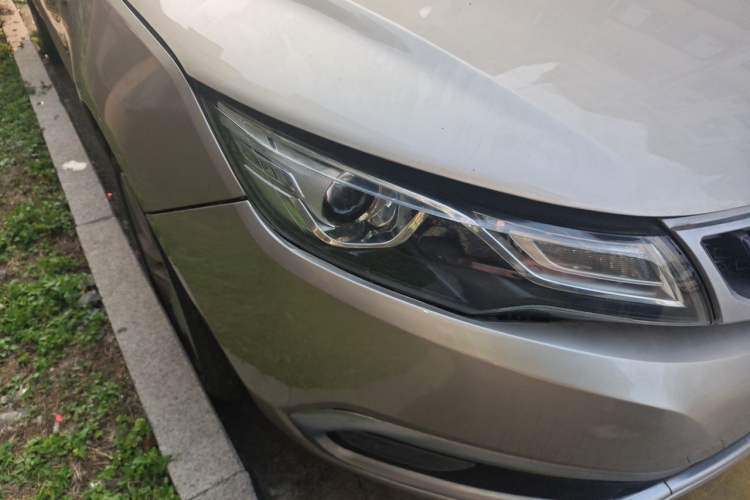 Used Geely Auto Emgrand GL 2017 1.3T DCT Luxury Model Right Front Headlight