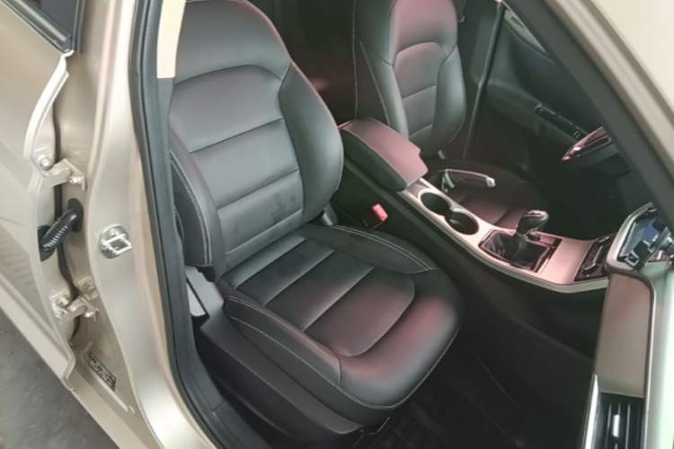 Used Geely Auto Emgrand GL 2017 1.3T Manual Elite Model Right Front Seat