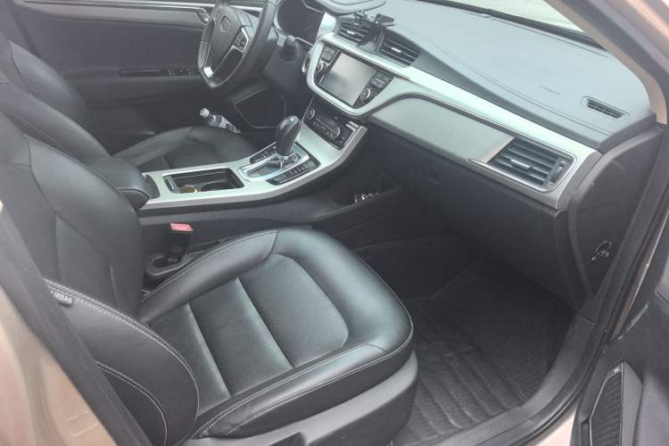 Used Geely Auto Emgrand GL 2017 1.8L DCT Elite Model Right Front Seat