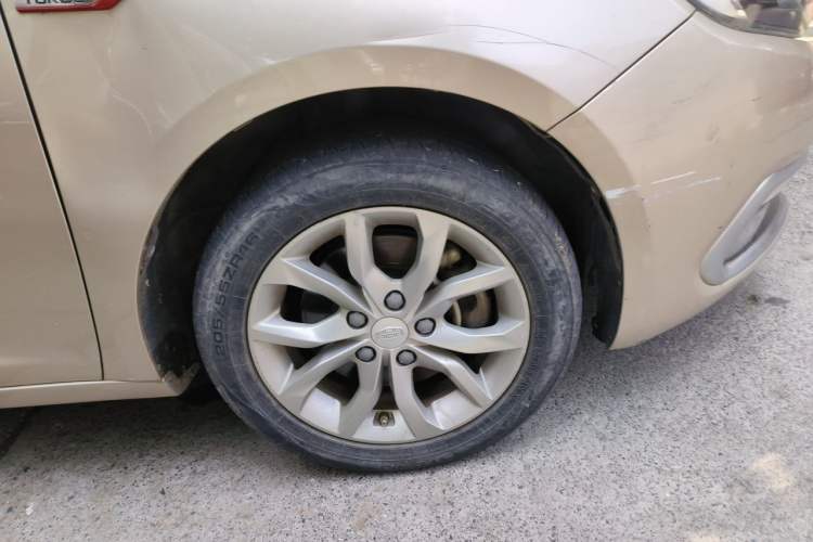 Used Geely Auto Emgrand GL 2017 1.3T Manual Elite Model Right Front Wheel Hub