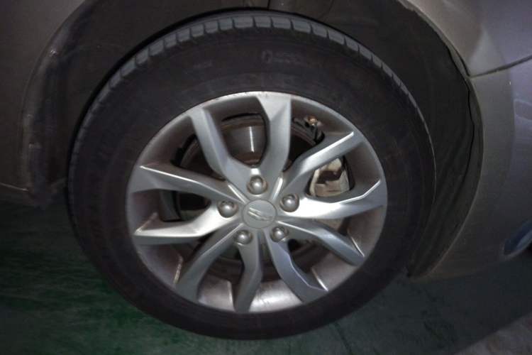 Used Geely Auto Emgrand GL 2017 1.8L DCT Elite Model Right Front Wheel Hub