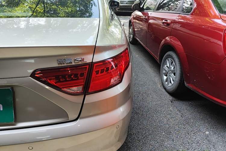 Used Geely Auto Emgrand GL 2017 1.8L DCT Elite Model Right Rear Taillight