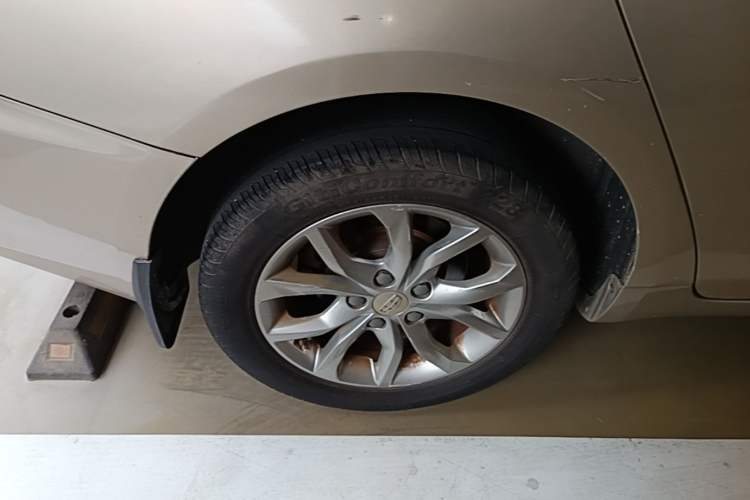 Used Geely Auto Emgrand GL 2017 1.3T Manual Elite Model Right Rear Wheel Hub