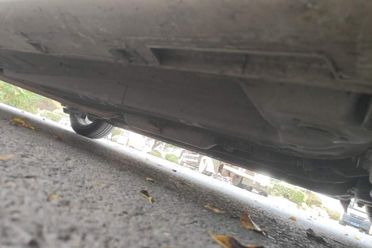 Used Geely Auto Emgrand GL 2017 1.8L DCT Elite Model Right Side Sill