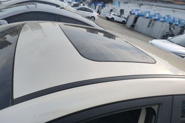 Used Geely Auto Emgrand GL 2017 1.8L DCT Elite Model Roof