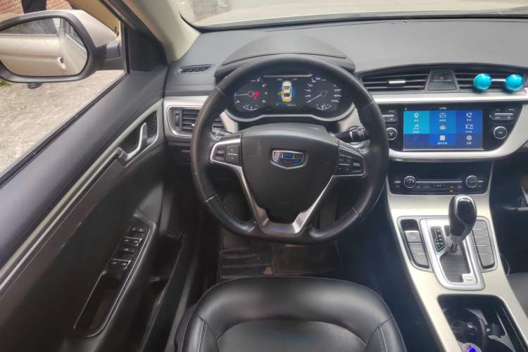 Used Geely Auto Emgrand GL 2017 1.3T DCT Elite Model Steering Wheel