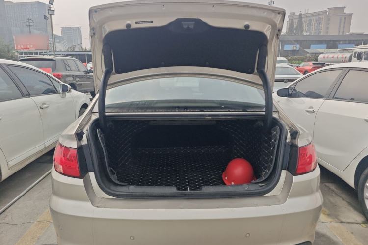 Used Geely Auto Emgrand GL 2017 1.8L Manual Elite Model Trunk