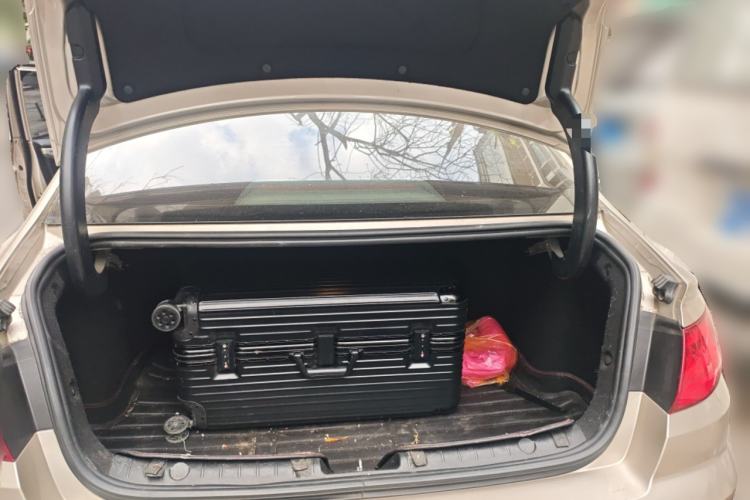 Used Geely Auto Emgrand GL 2017 1.3T DCT Elite Model Trunk
