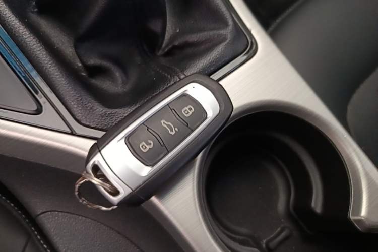 Used Geely Auto Emgrand GL 2017 1.3T Manual Elite Model Vehicle Key