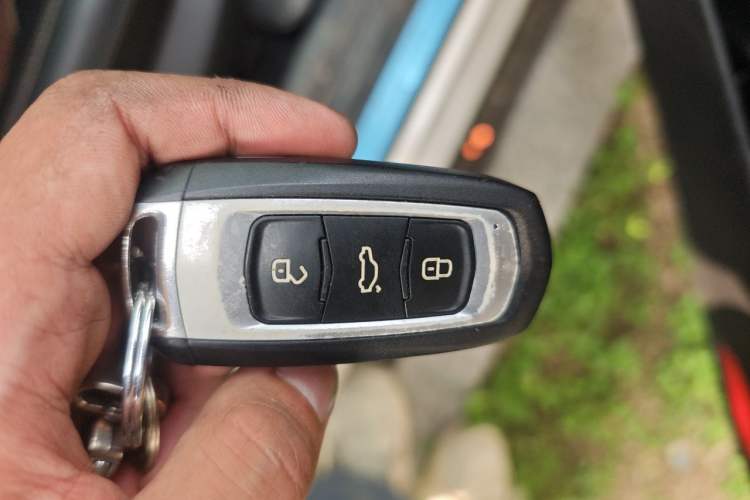 Used Geely Auto Emgrand GL 2017 1.3T DCT Luxury Model Vehicle Key