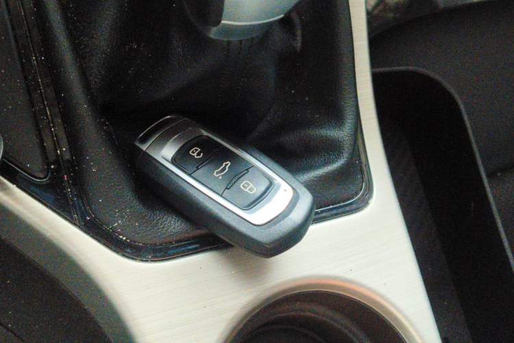 Used Geely Auto Emgrand GL 2017 1.8L Manual Elite Model Vehicle Key