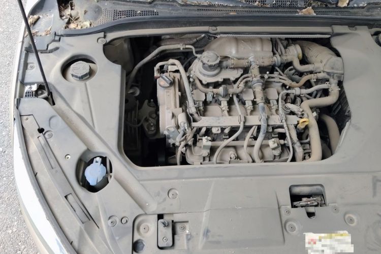 Used Geely Auto Emgrand GL 2017 1.3T Manual Elite Model Engine Bay Right