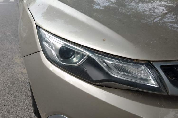 Used Geely Auto Emgrand GL 2017 1.3T Manual Elite Model Right Front Headlight