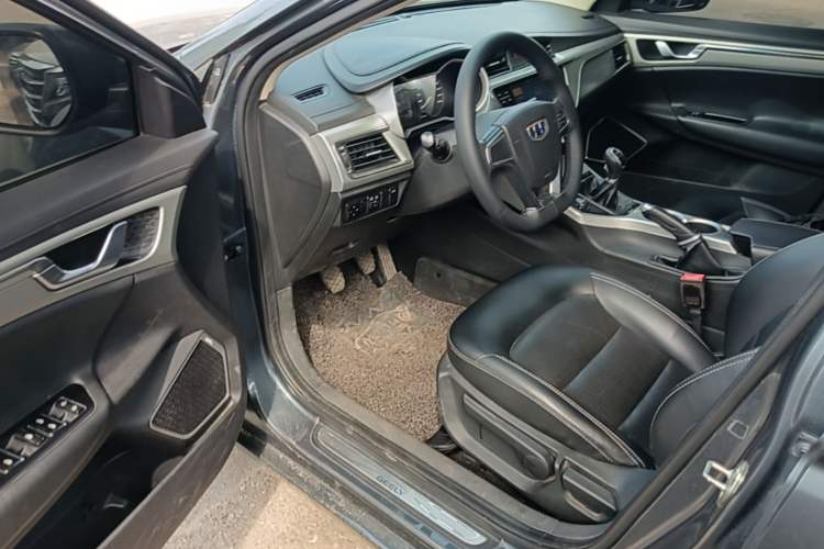 Used Geely Auto Emgrand GL 2017 1.3T Manual Elite Model Driver Seat