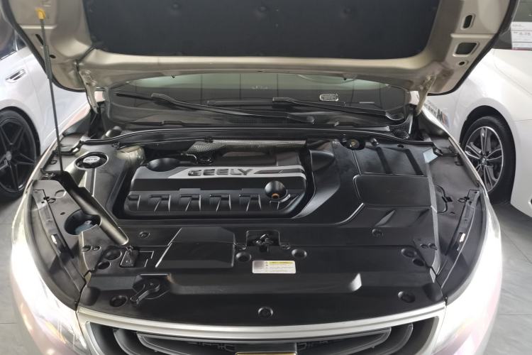 Used Geely Auto Emgrand GL 2017 1.3T DCT Luxury Model Engine Bay