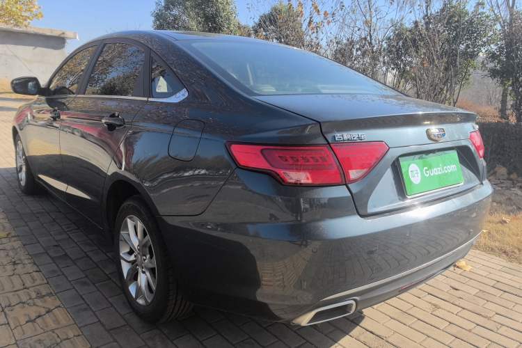 Used Geely Auto Emgrand GL 2017 1.8L Manual Elite Model Exterior 2