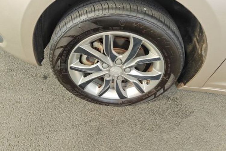 Used Geely Auto Emgrand GL 2017 1.8L DCT Elite Model Exterior 5
