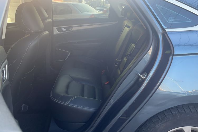 Used Geely Auto Emgrand GL 2017 1.3T DCT Elite Model Interior 1