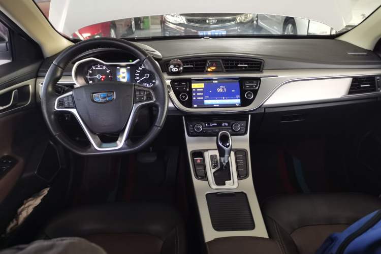Used Geely Auto Emgrand GL 2017 1.3T DCT Luxury Model Interior 2